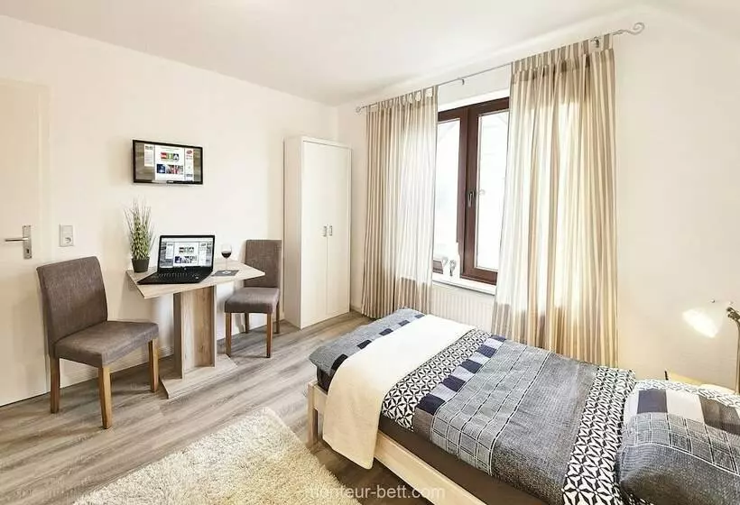 پانسیون Monteurzimmer Flensburg
