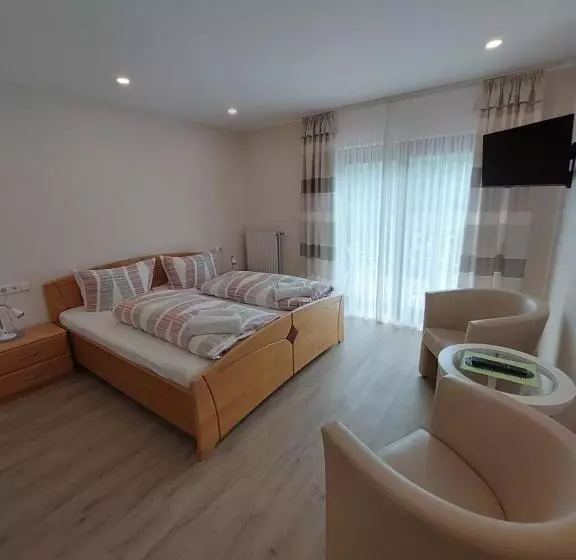 Majatalo Weingut Erich Serwazi