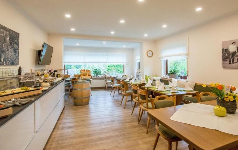 Пансион Weingut Erich Serwazi