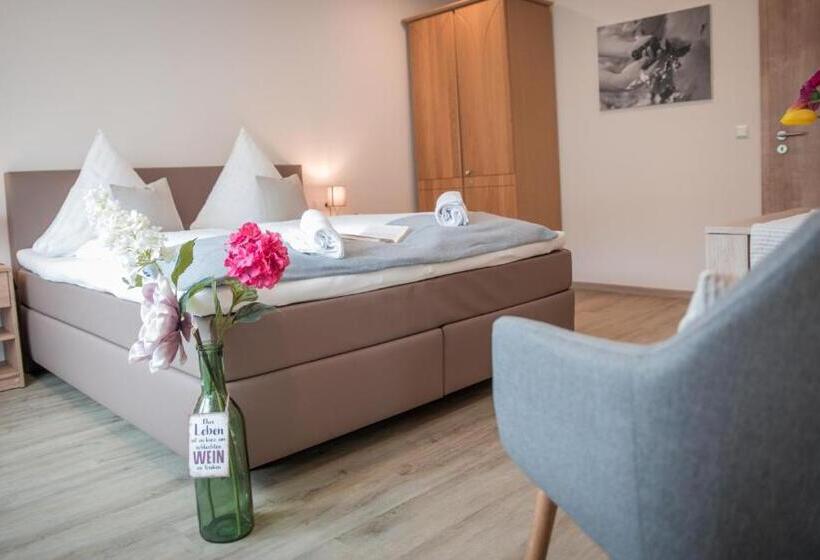 Пансион Weingut Erich Serwazi