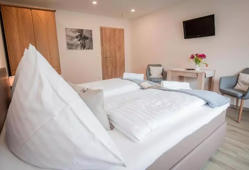 Majatalo Weingut Erich Serwazi