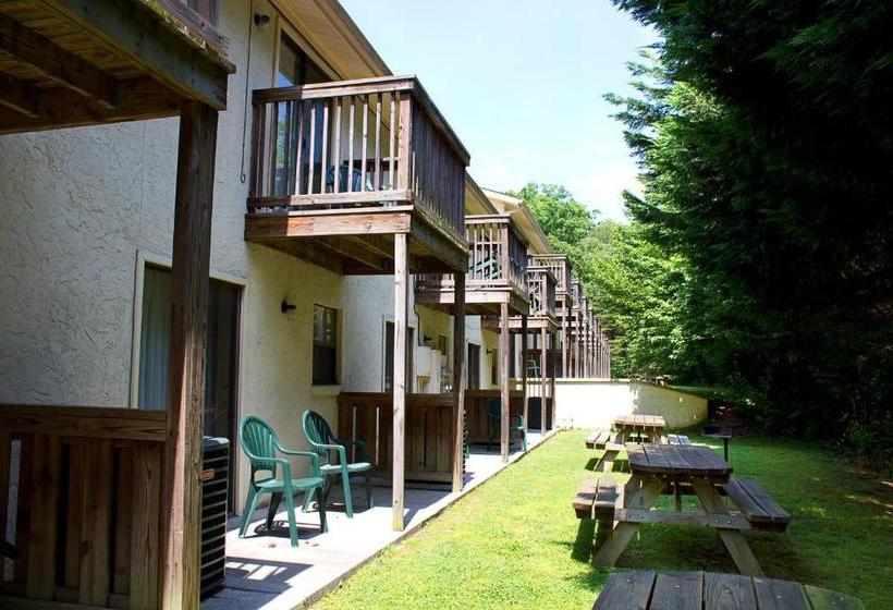 هتل Mountain Meadows By Exploria Resorts