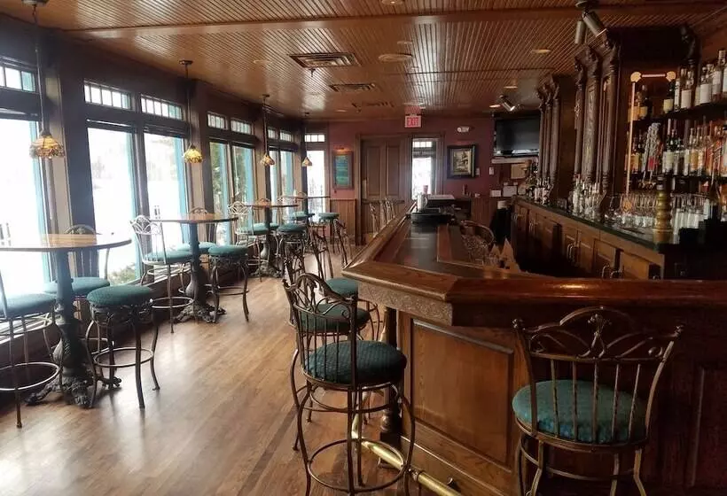 Отель Nicollet Island Inn