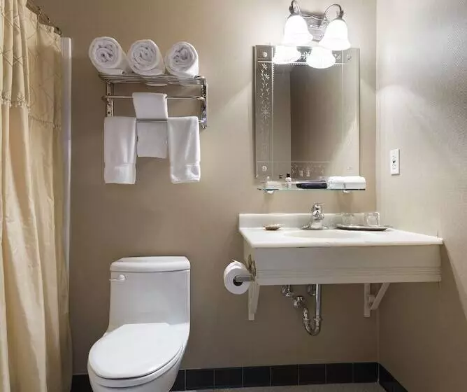 Отель Nicollet Island Inn