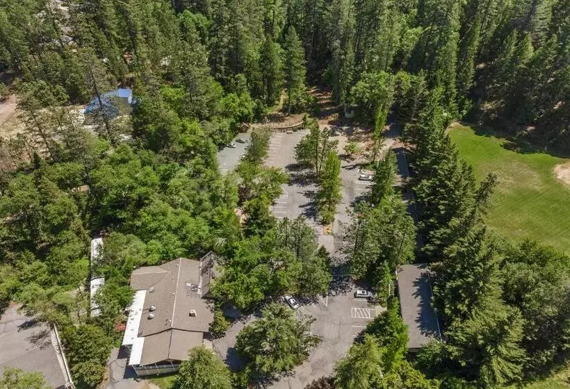 ホテル Northern Queen Inn