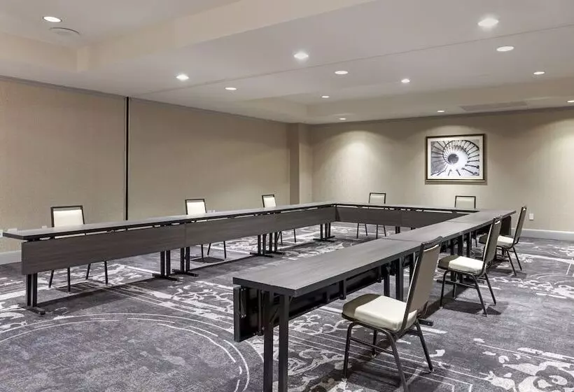 Omni New Haven Hotel At Yale