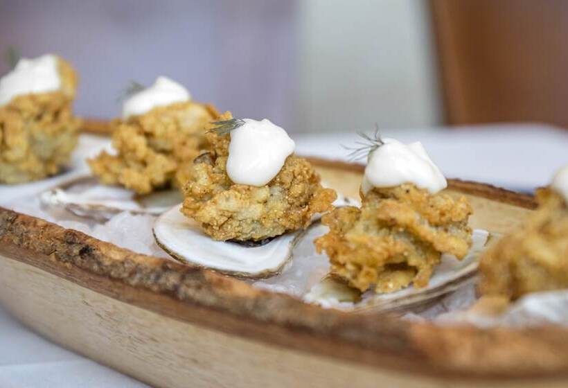 Omni New Haven Hotel At Yale