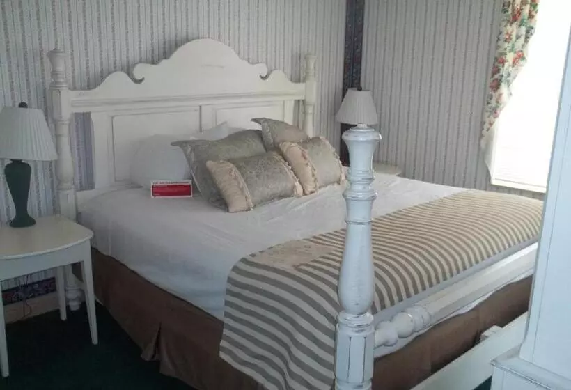 The Hotel Ojibway, Trademark Collection By Wyndham