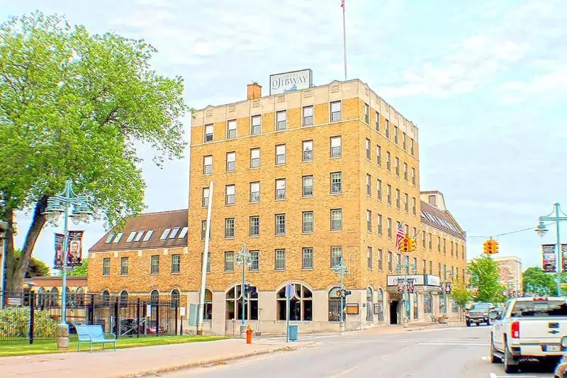 The Hotel Ojibway, Trademark Collection By Wyndham