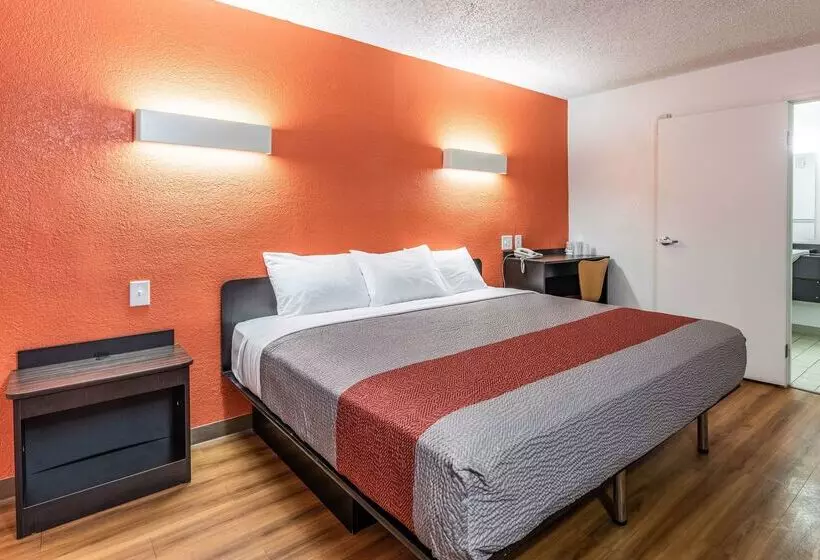 Motel 6north Richland Hills, Tx