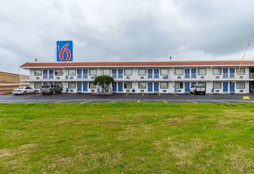 Motel 6north Richland Hills, Tx