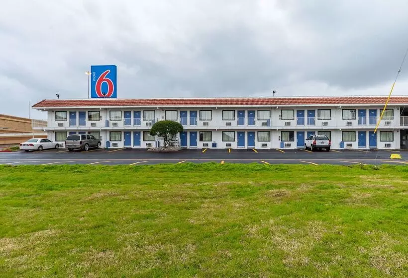 Motel 6north Richland Hills, Tx
