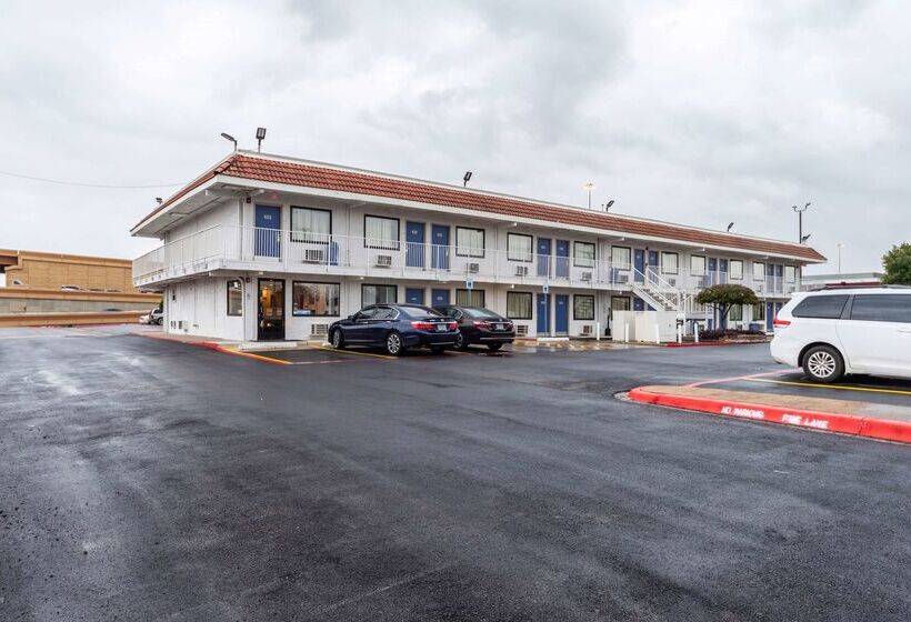 Motel 6north Richland Hills, Tx