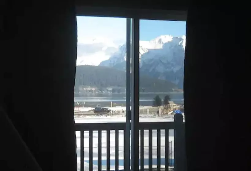 모텔 Murphy's Alaskan Inn