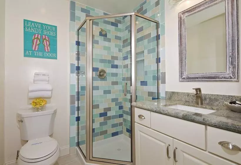 Ocean Palms Beach Resort