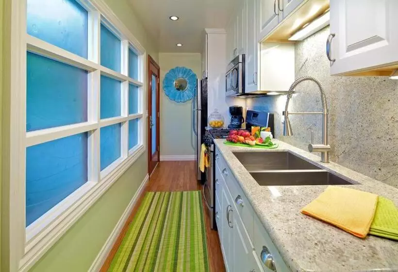 Ocean Palms Beach Resort