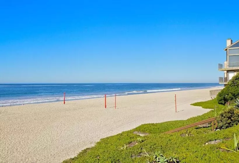 Ocean Palms Beach Resort