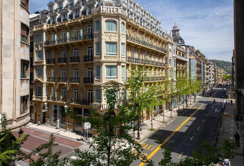 پانسیون Kontxa Guesthouse