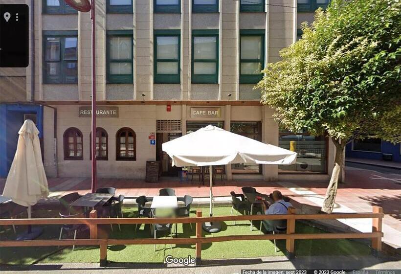 ユースホステル H. O Lar