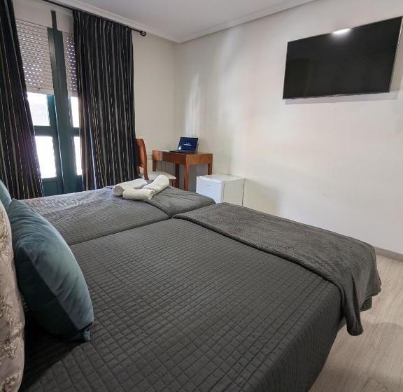 ユースホステル H. O Lar