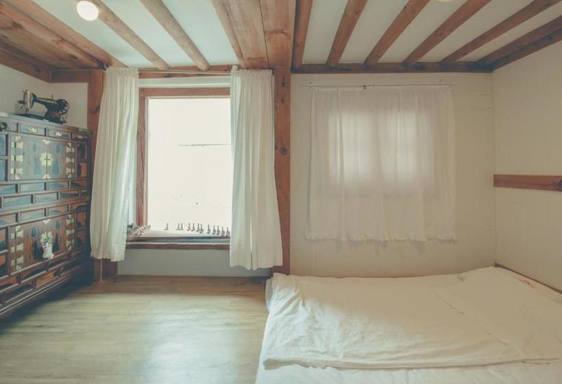 Majatalo Ssamok Ssamok Hanok Guesthouse