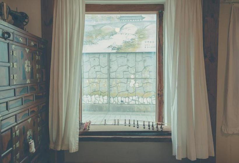 Majatalo Ssamok Ssamok Hanok Guesthouse