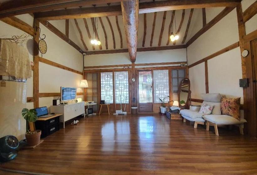 Majatalo Ssamok Ssamok Hanok Guesthouse