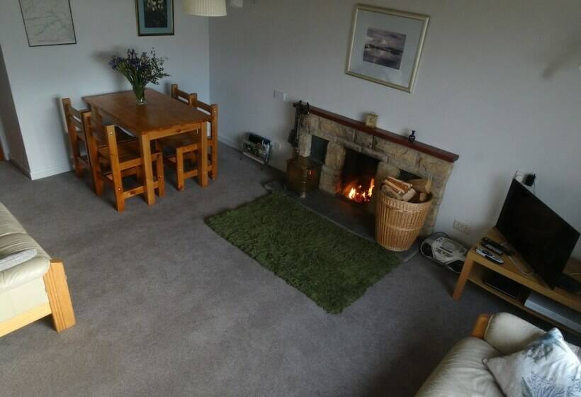 Smithy Cottage, Perthshire