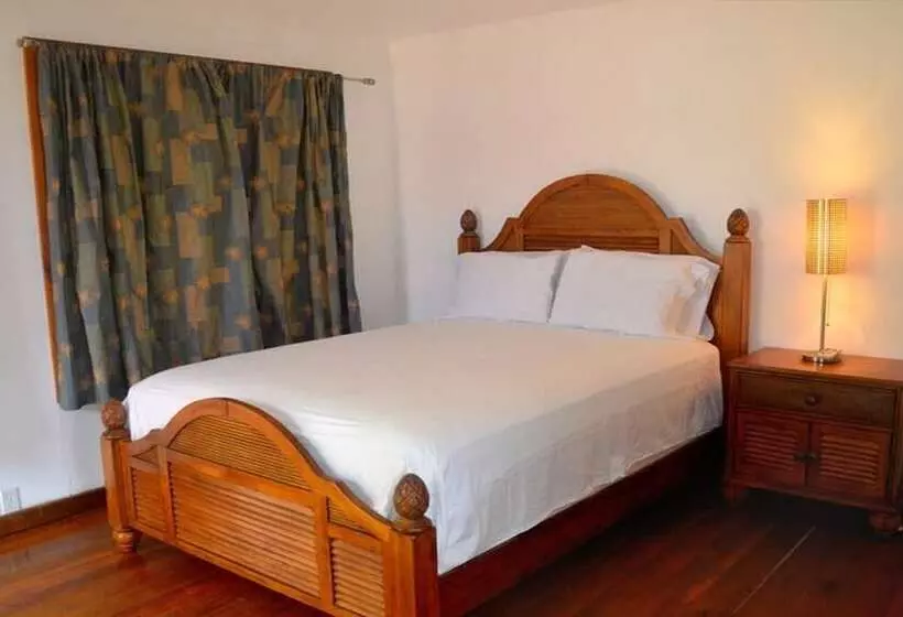 Calabash Bight Resort