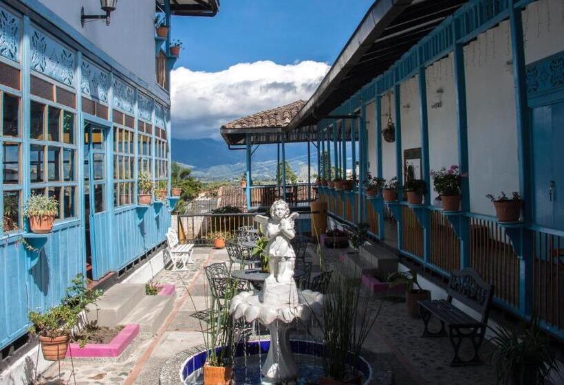 Casa Hotel El Compadre