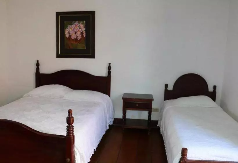 Casa Hotel El Compadre
