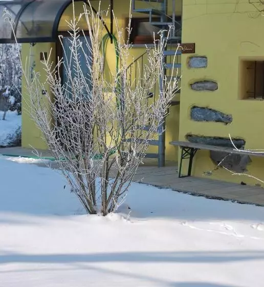 Maaseutuhotelli Agriturismo Tra Serra E Lago