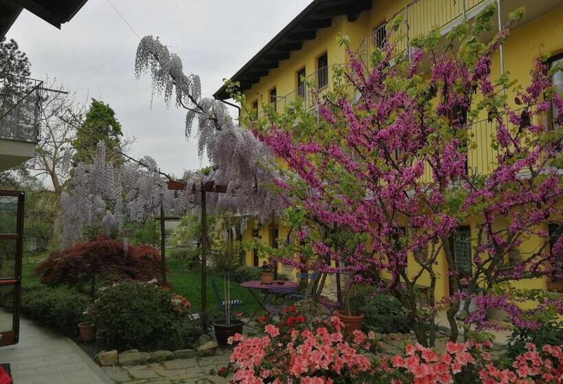 교외 호텔 Agriturismo Tra Serra E Lago