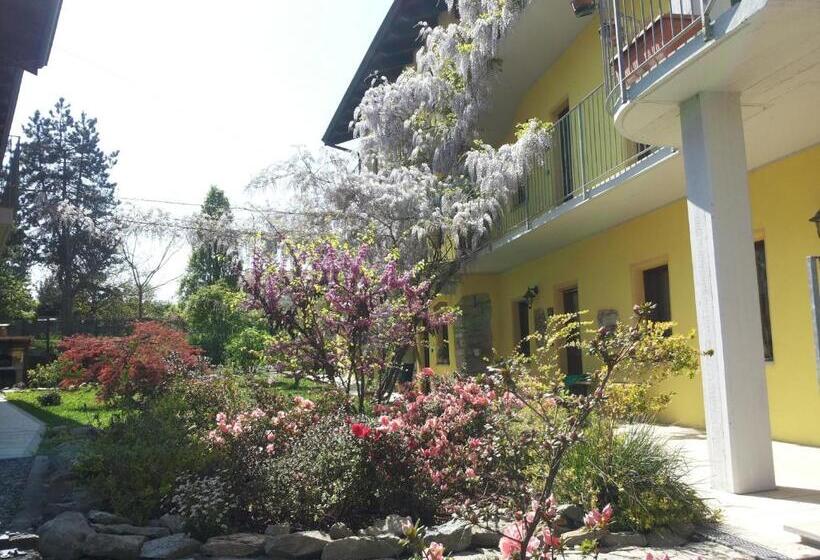 교외 호텔 Agriturismo Tra Serra E Lago