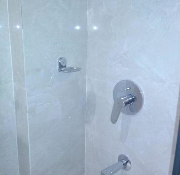 Pensão Bina Residency