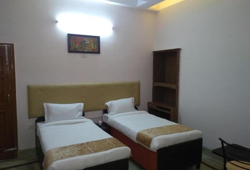 Pensão Bina Residency