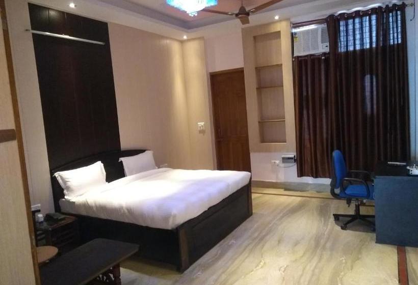 Pensão Bina Residency