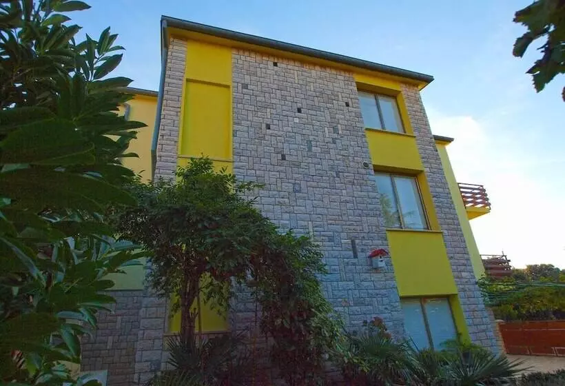 Apartments Marija 1198