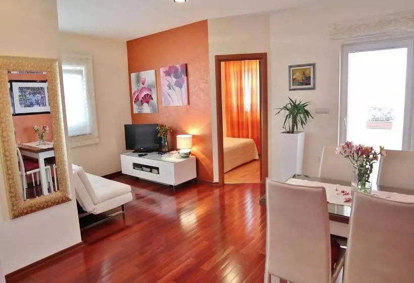 Apartment Gaga
