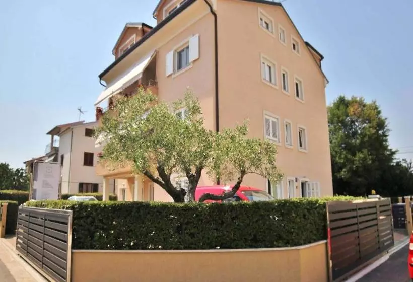 Apartment Gaga