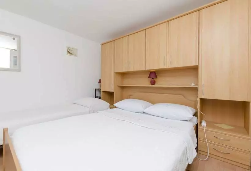 Apartments Visnja