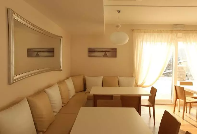 Hotelli Tata O Family Spa & Resort