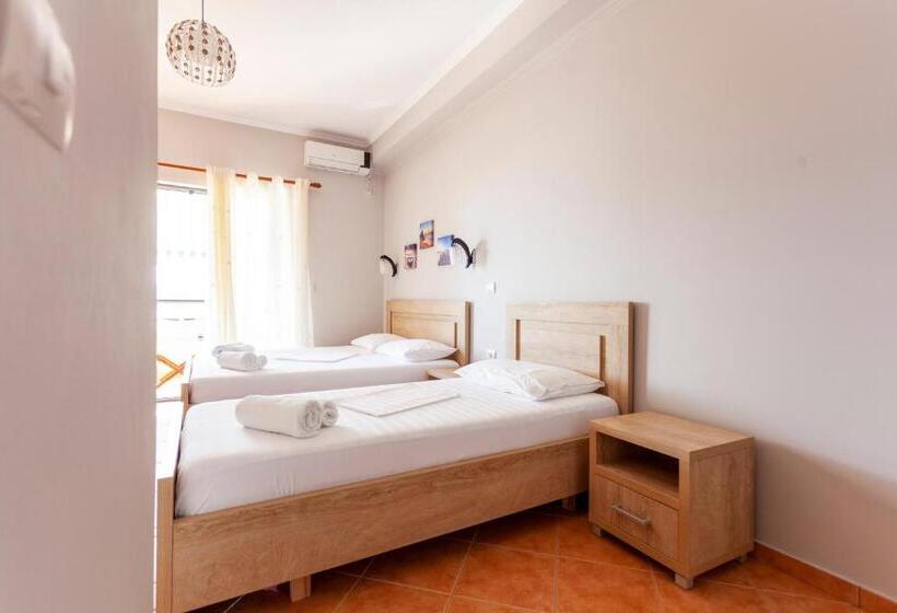 בית מלון כפרי Toni Retzo Rooms