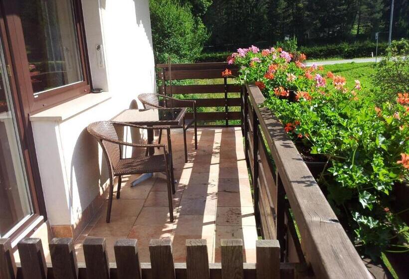 פנסיון Apartments And Rooms Milena