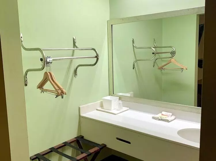 Hotelli Executive Inn Chester