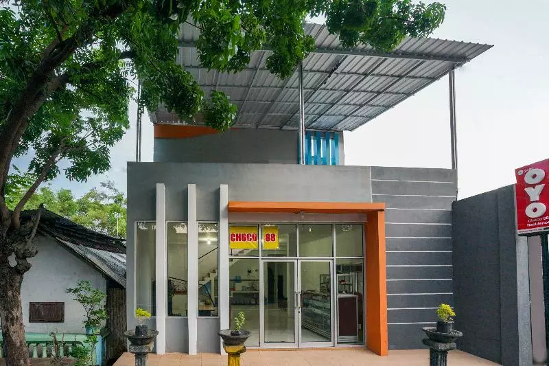 Hotel Oyo 2489 Choco 88 Residence