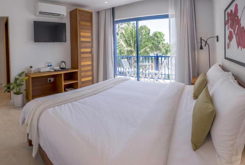 فندق The B Resort