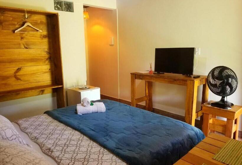 Pansiyon Pousada Verde & Rio Lumiar