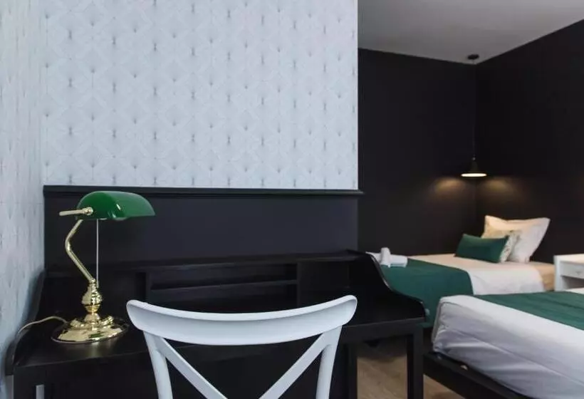 پانسیون The Twenties