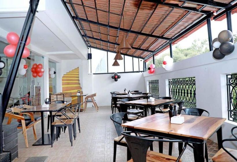 Hotel Omatra Infantry Road